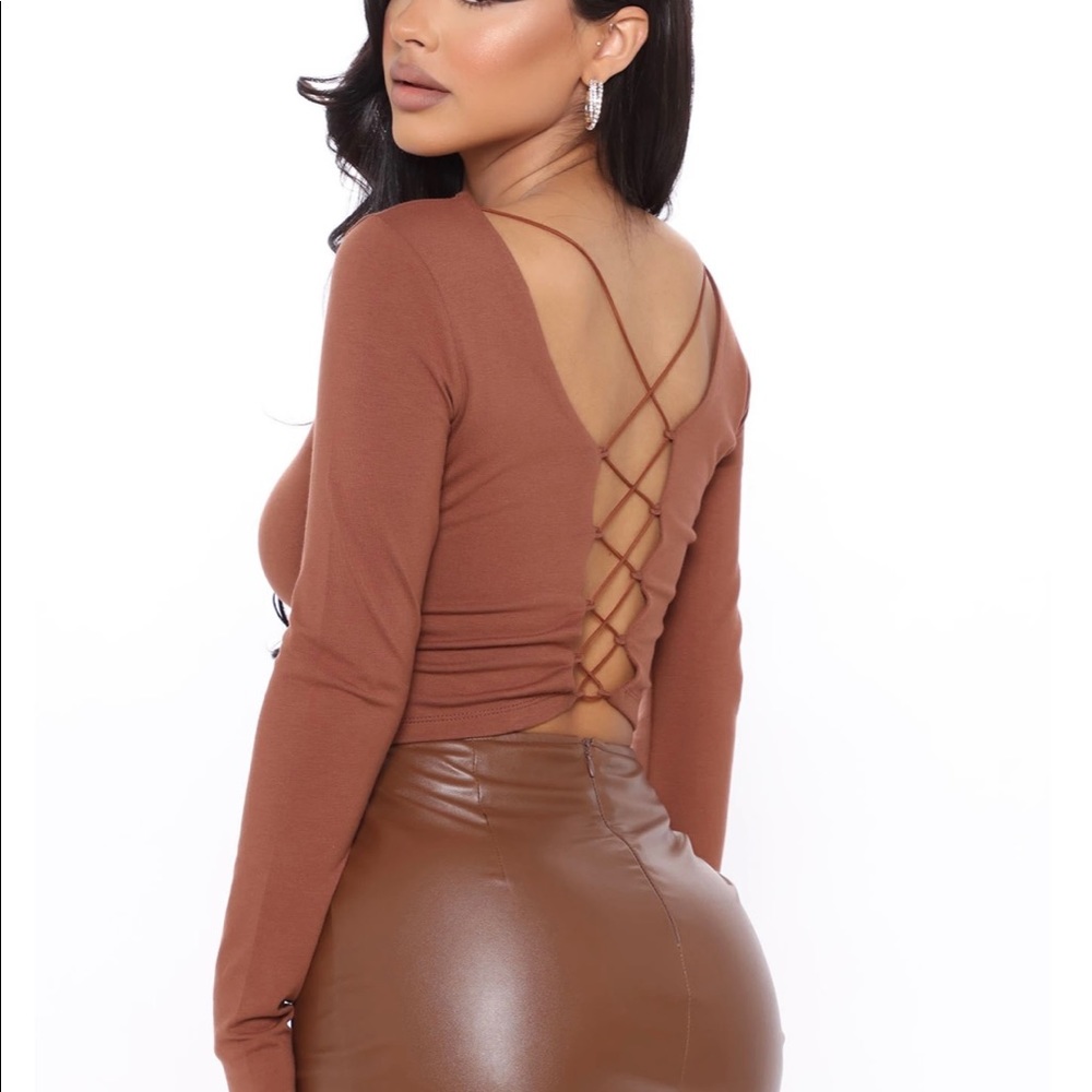 Long sleeve crop top